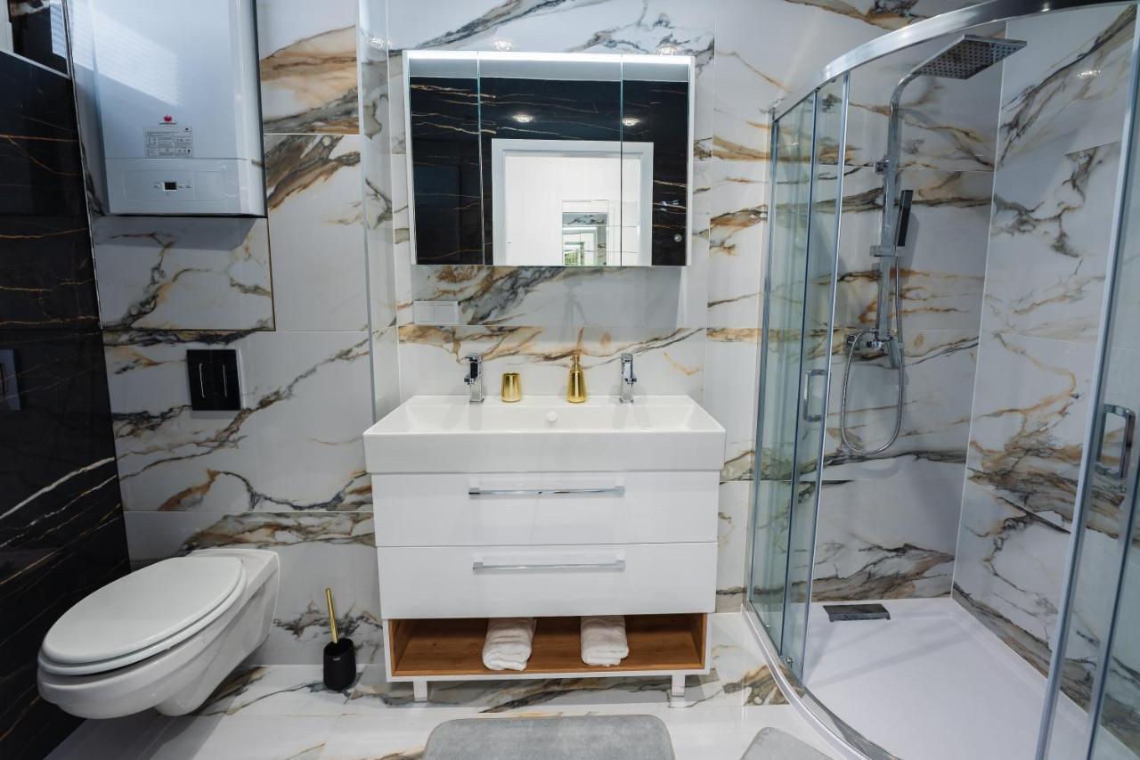 Central Residence Шопрон Екстериор снимка