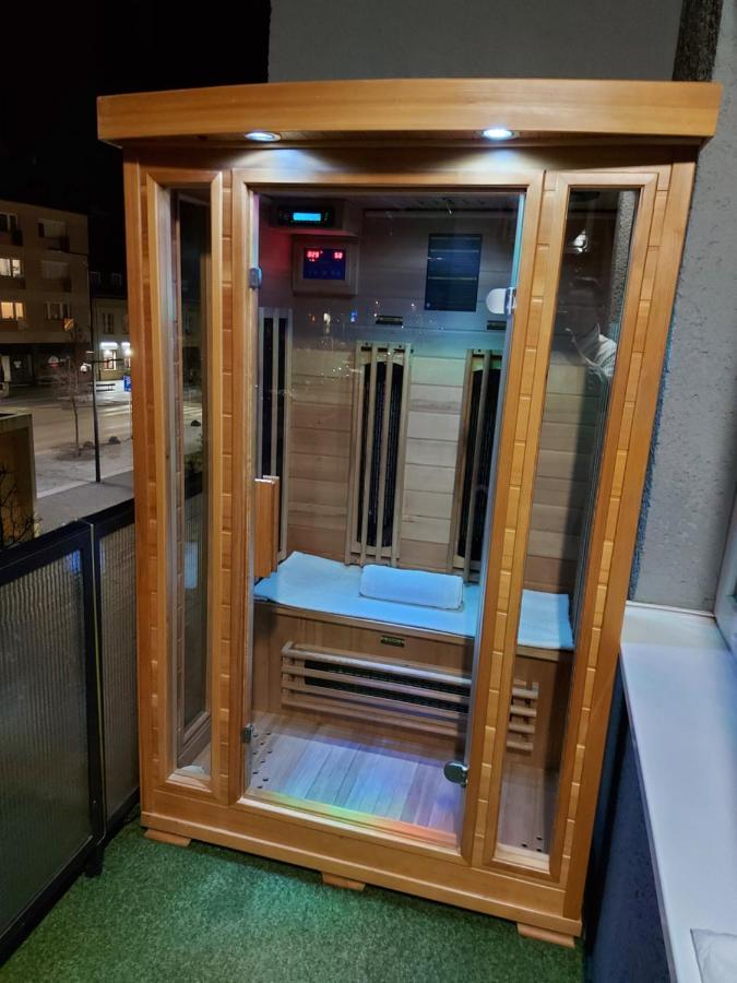 Central Residence Шопрон Екстериор снимка